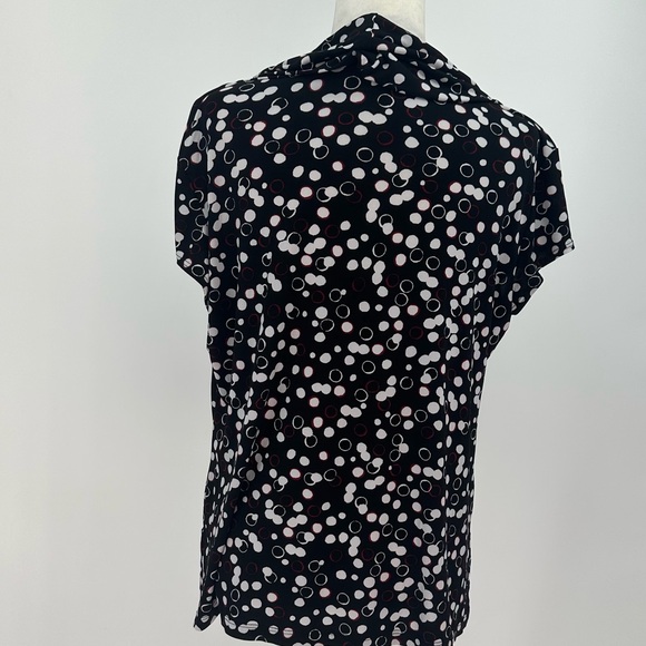 CHICO'S Size 3 Liquid Knit Drape Cowl Neck Top Cap Sleeves Black White Dots Red - Picture 3 of 8